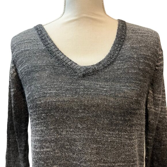 Prana Gray Lightweight Wool Blend Julien Open Back Sweater Size Medium - Picture 3 of 9